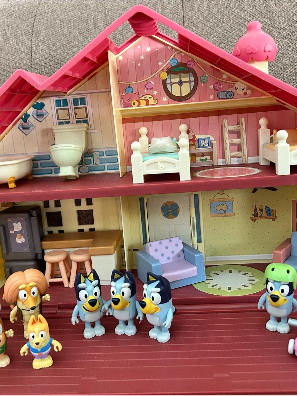 Bluey Dollhouse Playset with Character Figures - Kids Toys